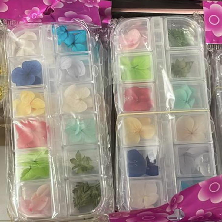 Dried Flowers Nail Deco