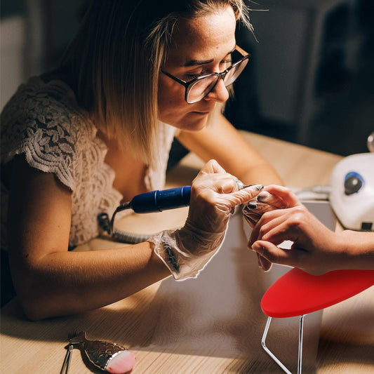 Repose-main de manucure en cuir microfibre de forme ovale | Rouge