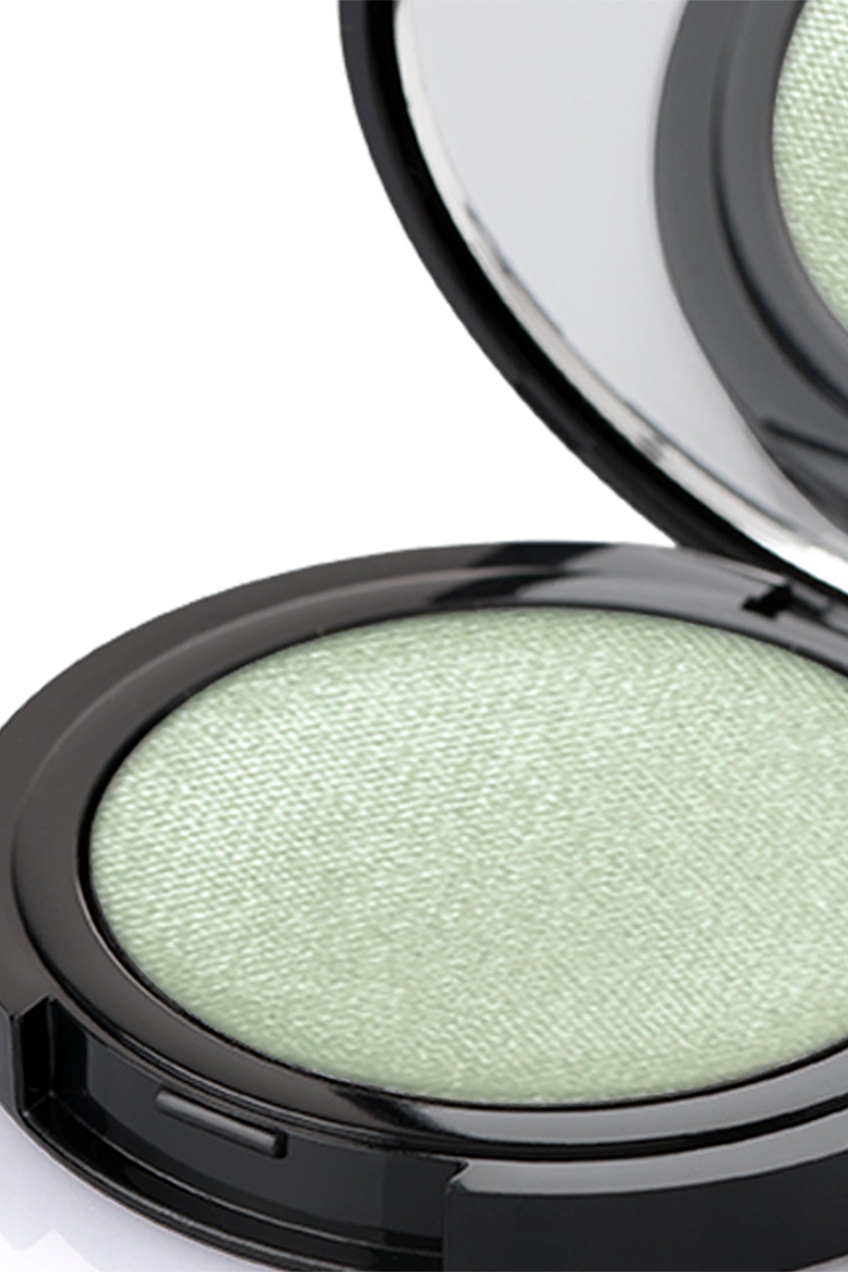 Pierre Cardin Pearly Velvet Eyeshadow Mint Green 480 - 4,0 gr