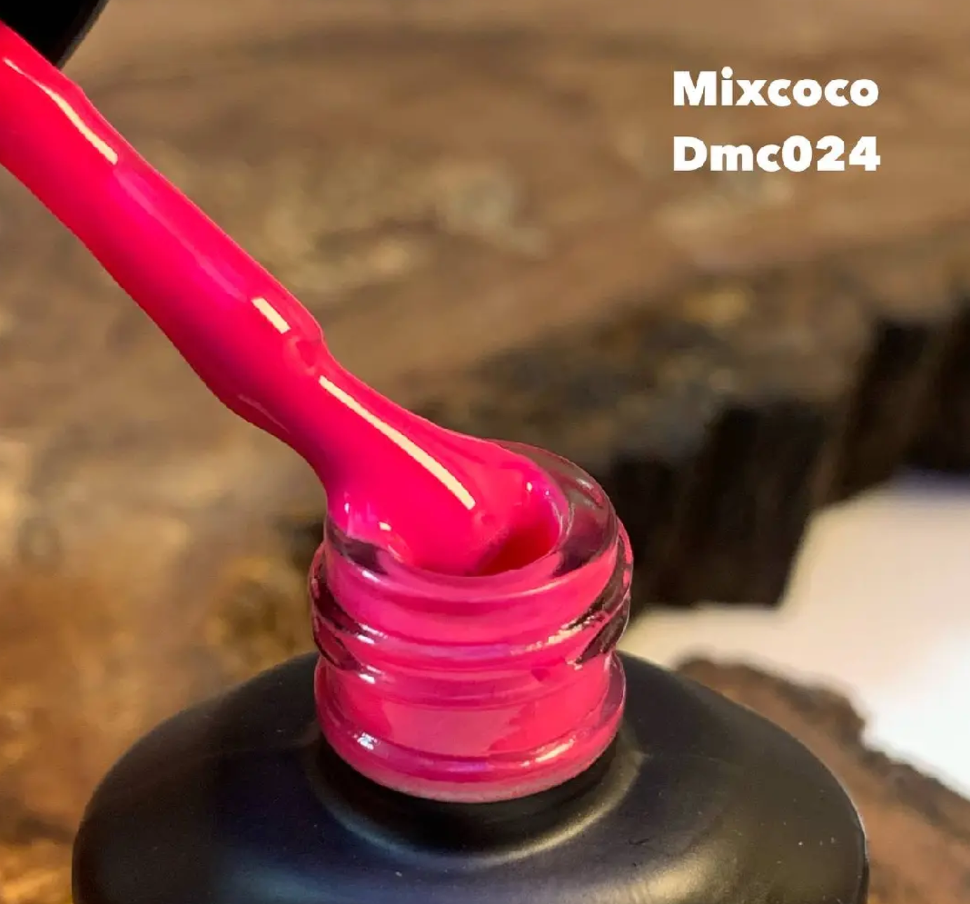 Mixcoco Soak-Off Gel Polish 15ml | DMC 024