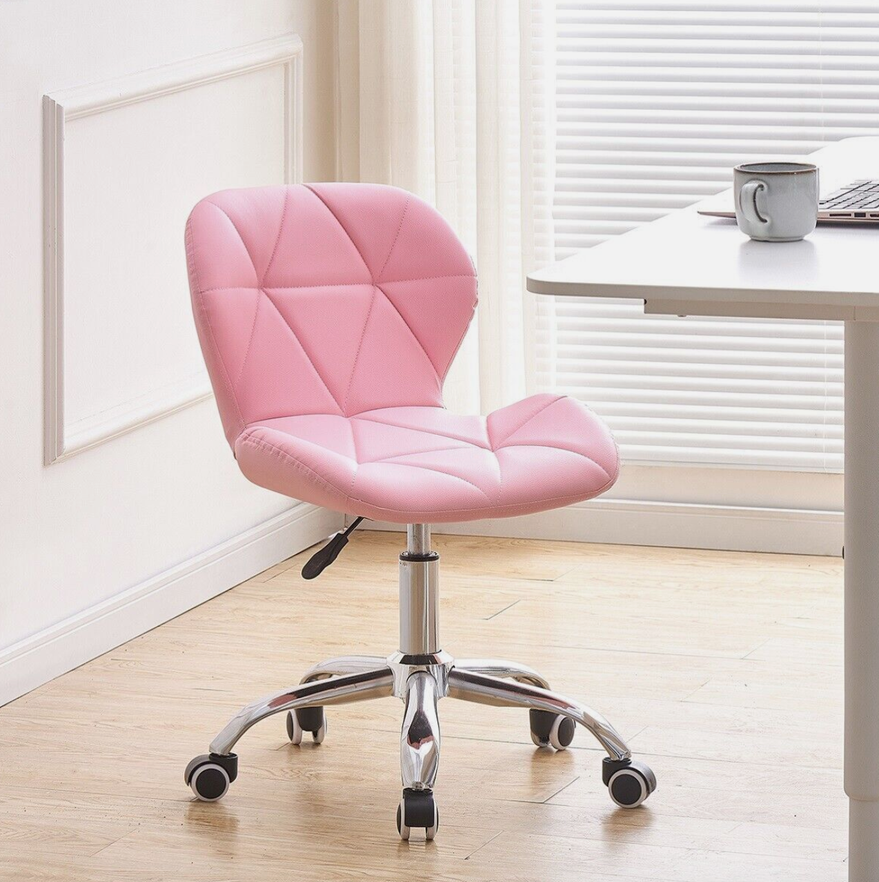 ErgoComfort Salon Chair | Pink