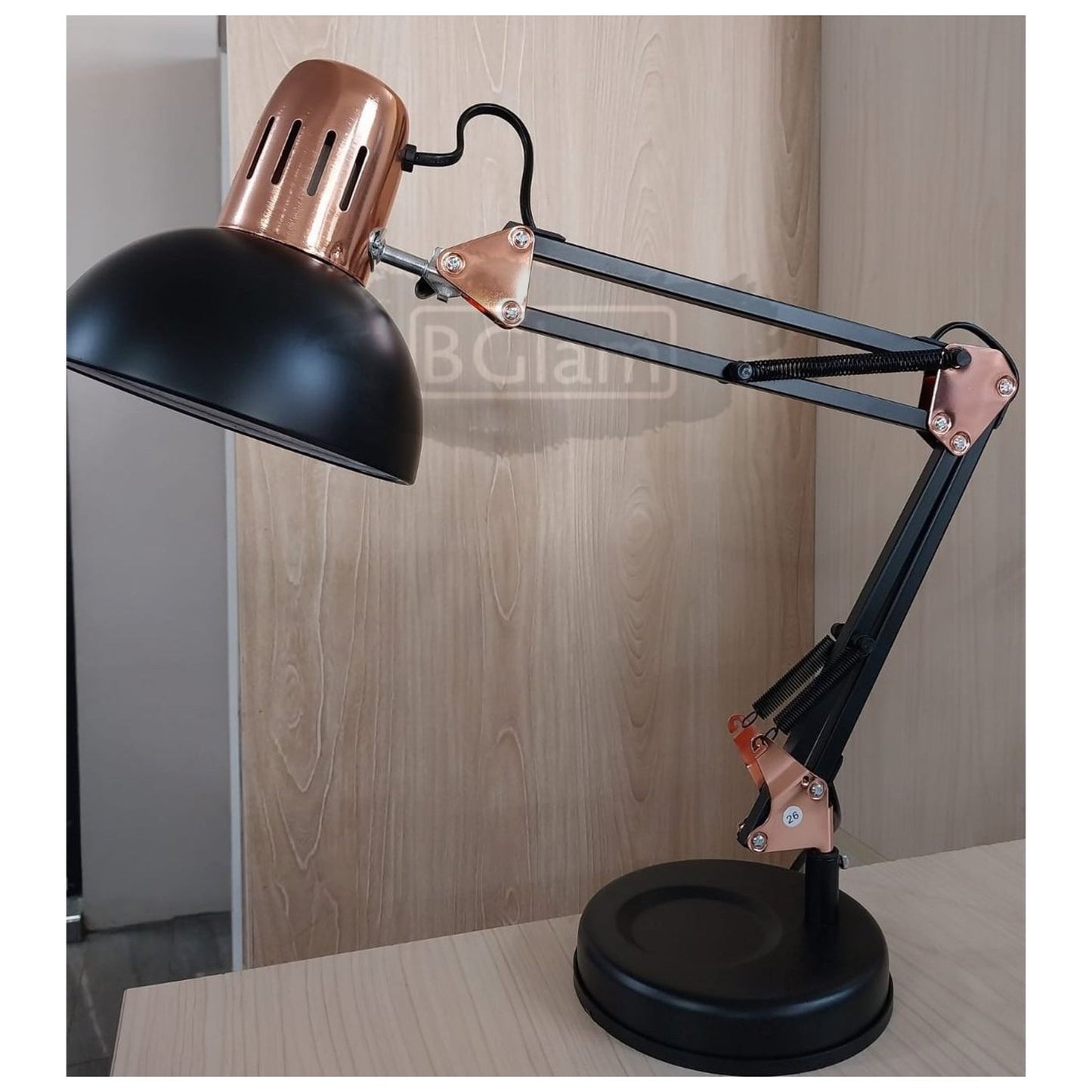 Flexible Swinging Arm Table Lamp (bulb not included)