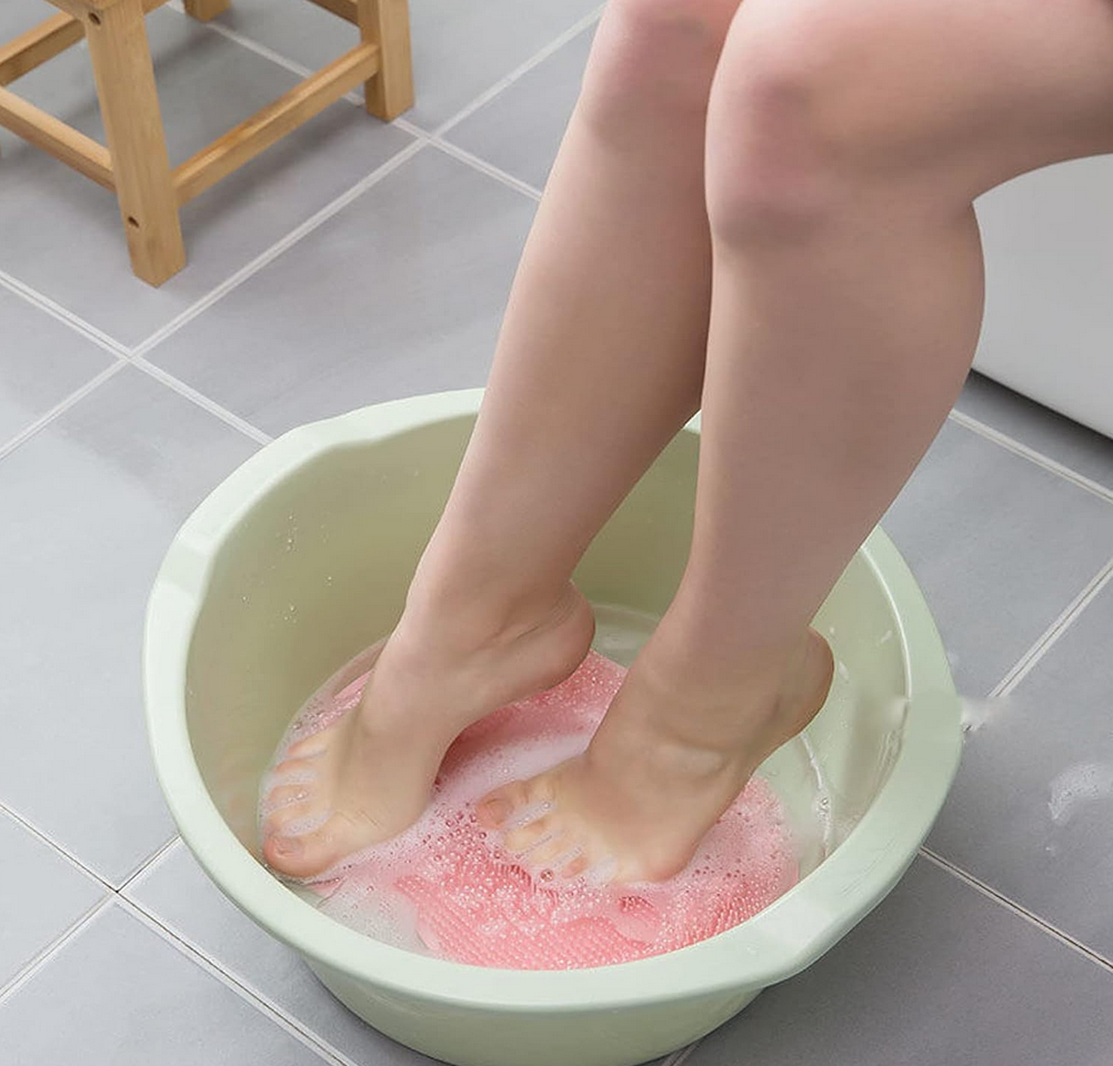 Soft Silicone Foot Scrubbing & Massage Mat