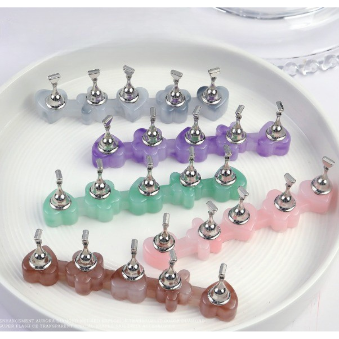 Magnetic Nail Practice Holder with Heart Base