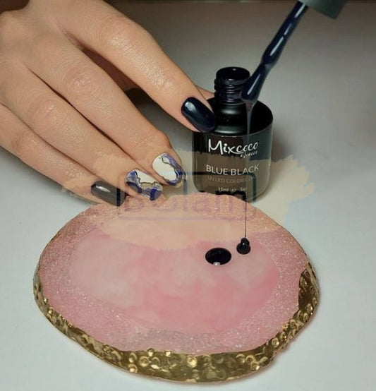 Mixcoco Soak-Off Gel Polish 15Ml - Blue Black Nail